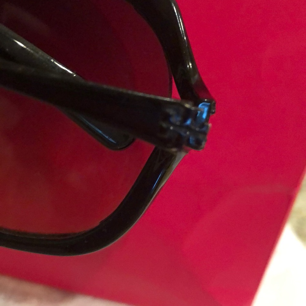 Tory Burch big fame sunglasses - Picture 2 of 4